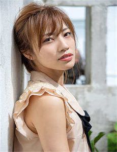 《美女把尿囗扒开让男人添-x77.tv 88》