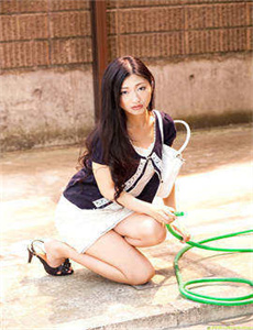 《wutenglan-一个妈妈的女儿BD在线观看》