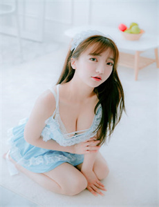 《亚洲妈妈-我女儿的朋友6在完整有限中字》